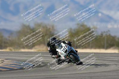 media/Dec-07-2025-CVMA (Sun) [[3e7d2de5dc]]/Race 12- Formula 40 MW and LW/